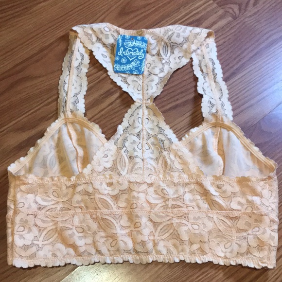 Lace Bra - Picture 3 of 3